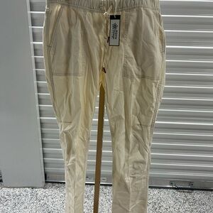 Alpine Design Women’s Small Off White Hike Pants Small NEW